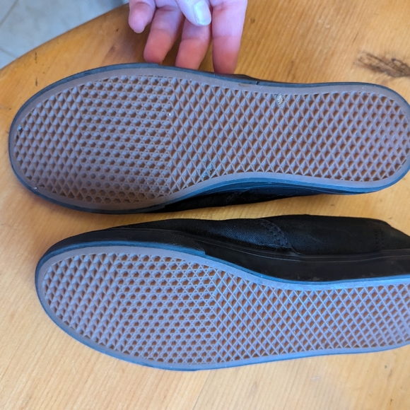 Vans Size 6 - Picture 5 of 9